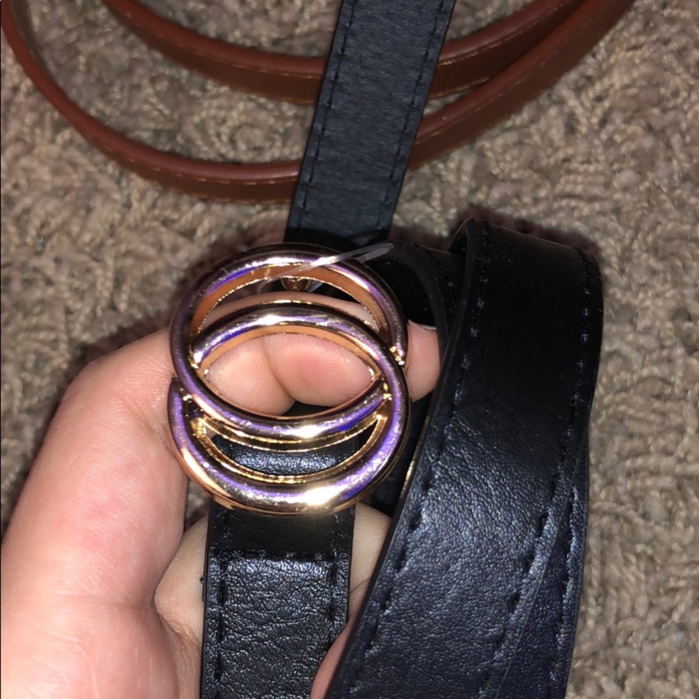 Belts - Picture 2 of 4